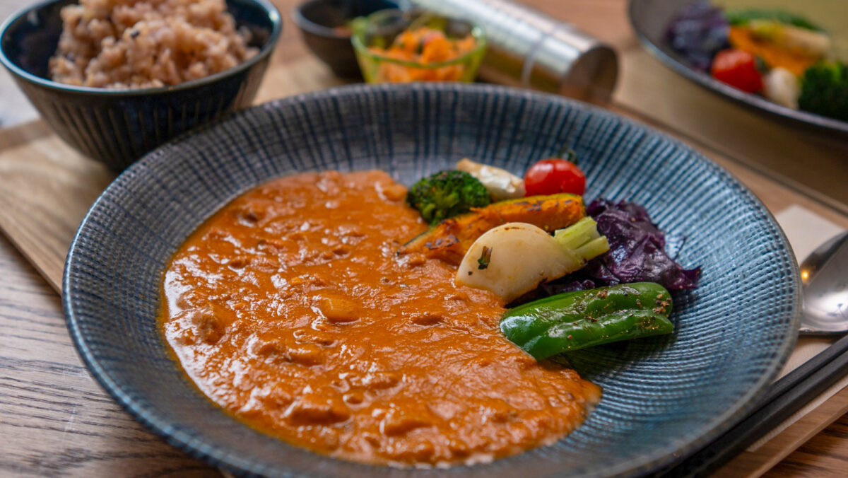 朱のカレー